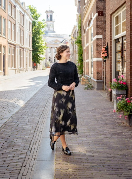 zwart j