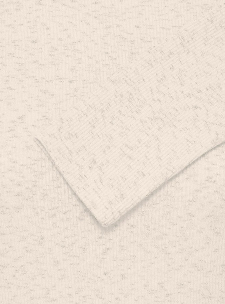 beige detail 