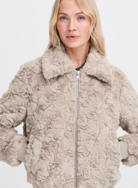 taupe j