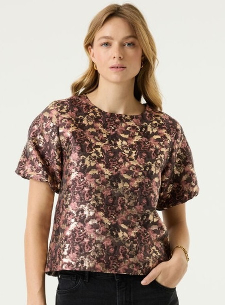 oud roze j