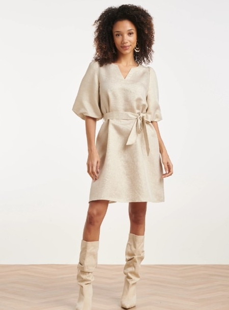 beige j