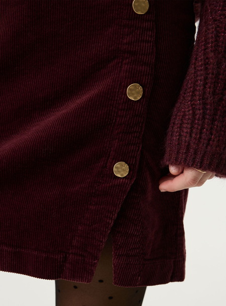 bordo j